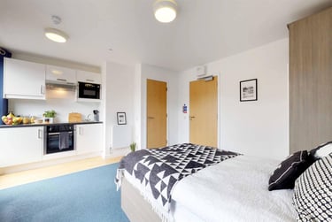 1 bed studio, West Park Place, Haymarket, Edinburgh, EH112EE - Image 7